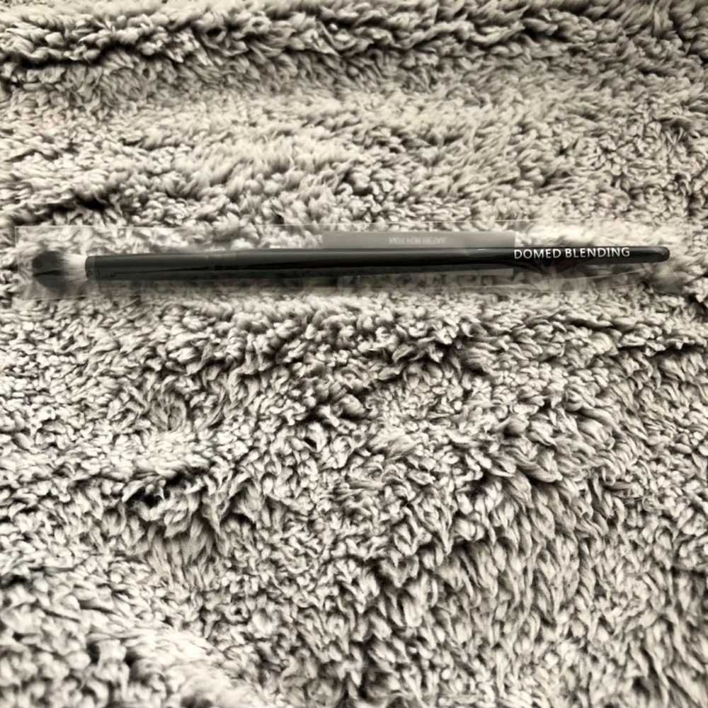 MOTD Domed Blending Makeup Brush - Black